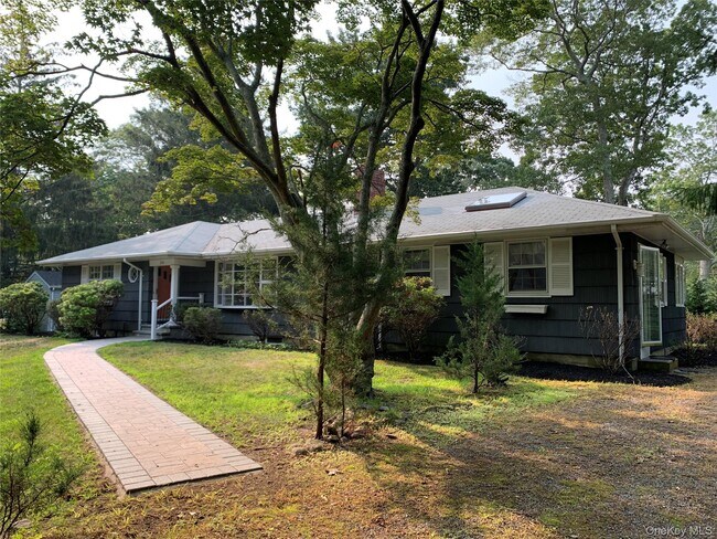 Primary Photo - 250 Krause Rd