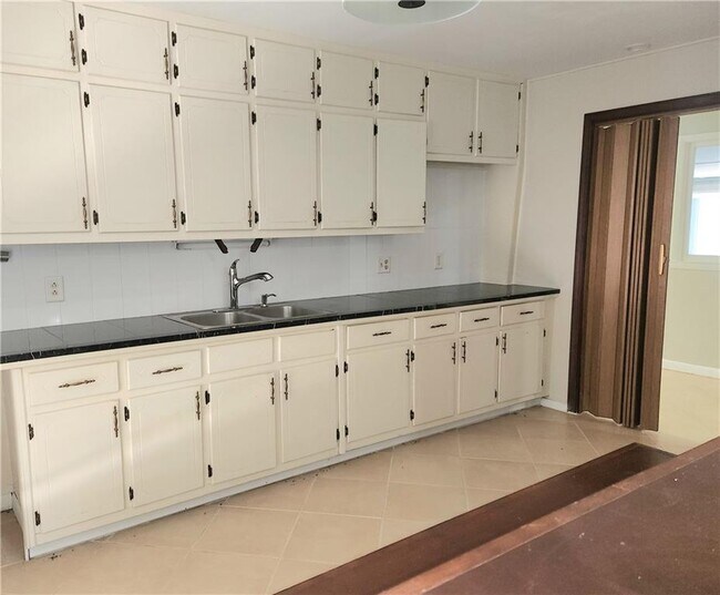 Building Photo - 2320 GA-20