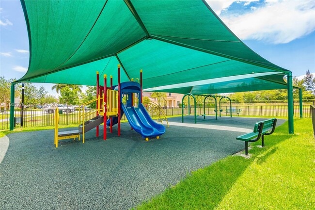 Building Photo - 19278 NE 6th Ave