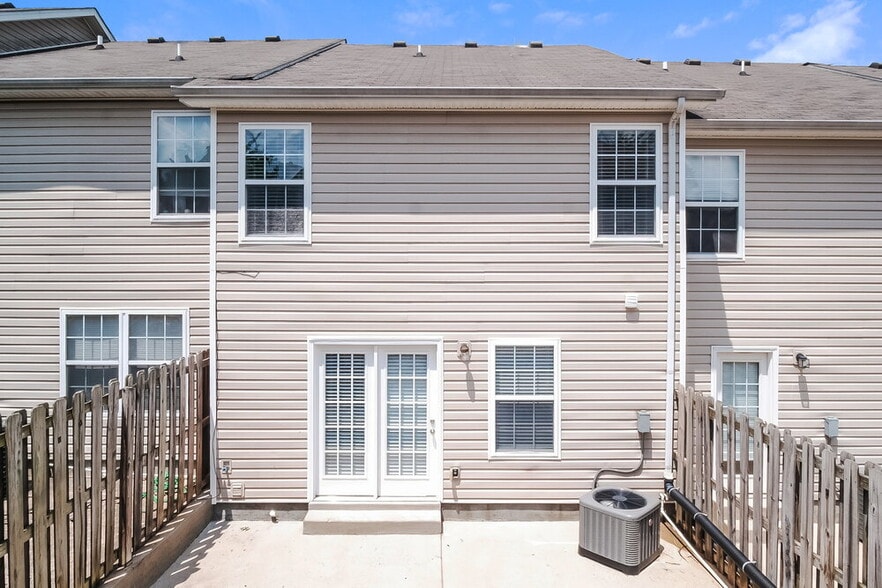 Building Photo - 104 David Bolin Dr