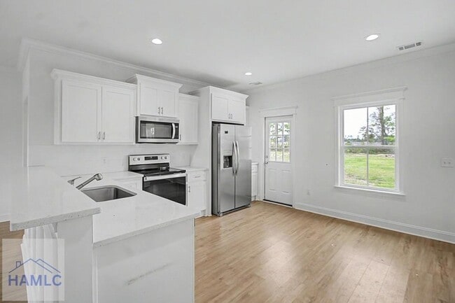 Building Photo - 431 Long Leaf Ln