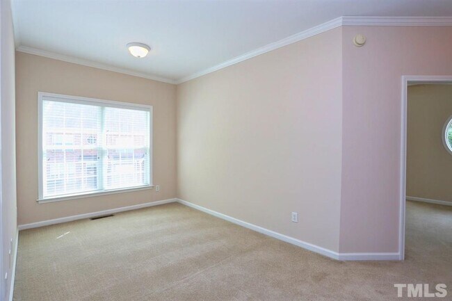 Building Photo - 46 Scottish Ln