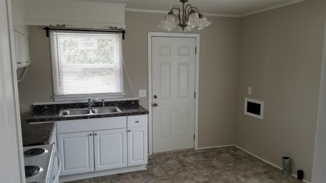 Building Photo - 309 Keowee Trail