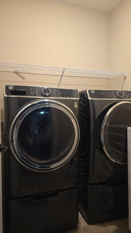 Building Photo - 6002 Bedstone Dr