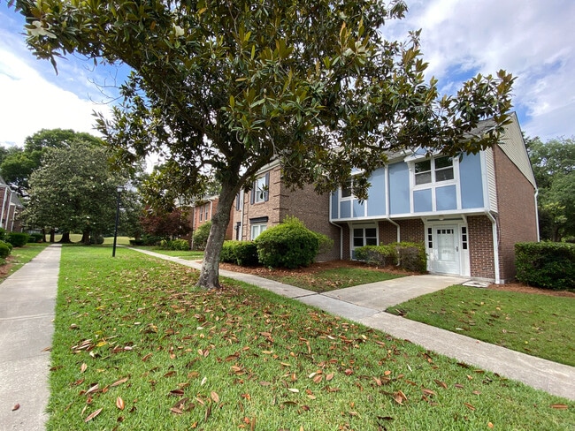Building Photo - 2931 Barrington Ln