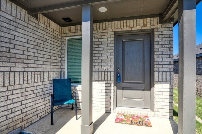 Building Photo - 2028 Sulky Ln