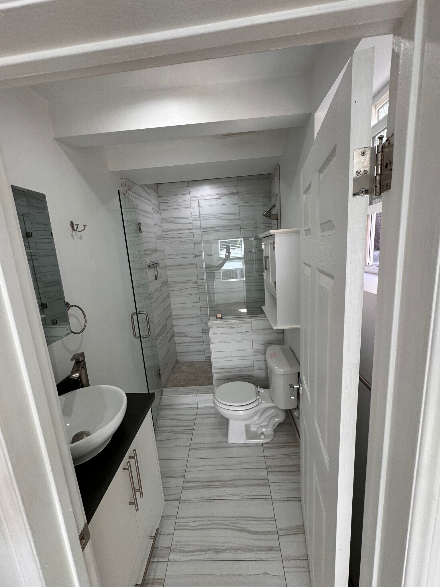 Building Photo - 1726 Bryn Mawr Ave