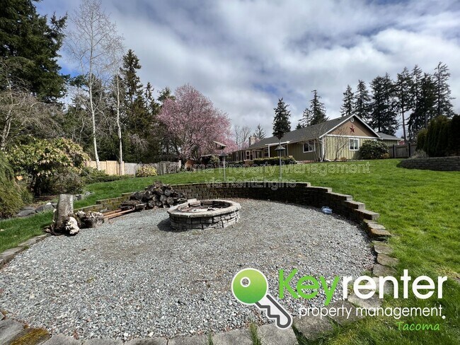 Building Photo - 610 Rice Ct