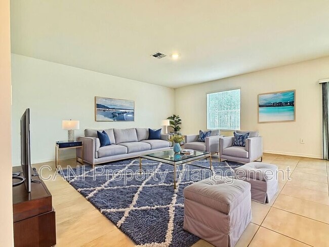 Building Photo - 646 Teviot Rd