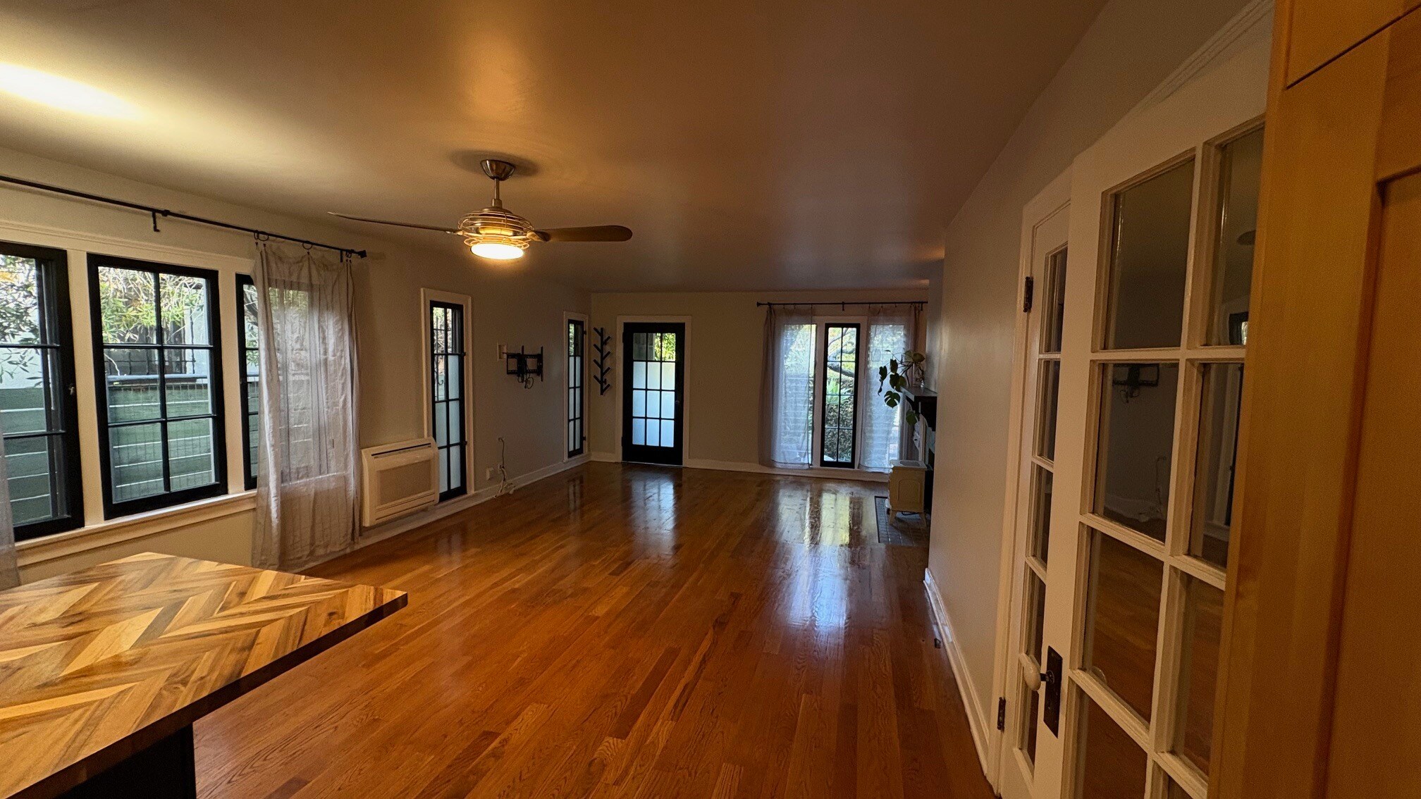 Building Photo - 851 N Ogden Dr