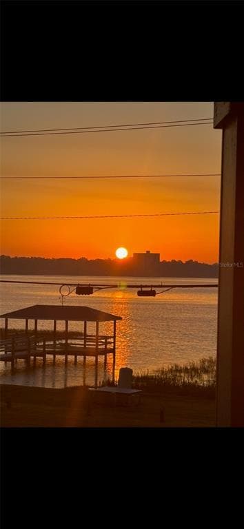 Building Photo - 689 N Lake Howard Dr