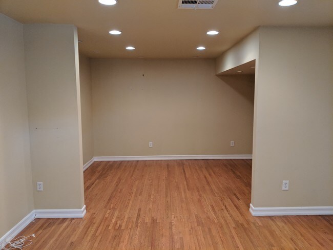 Living Room - 5121 W 140th St