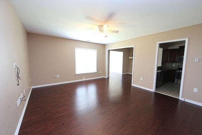 Primary Photo - Upgraded End Unit Townhome in Brier Creek!