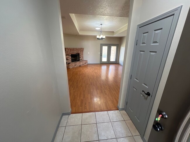 Building Photo - 3705 Benjamin Davis