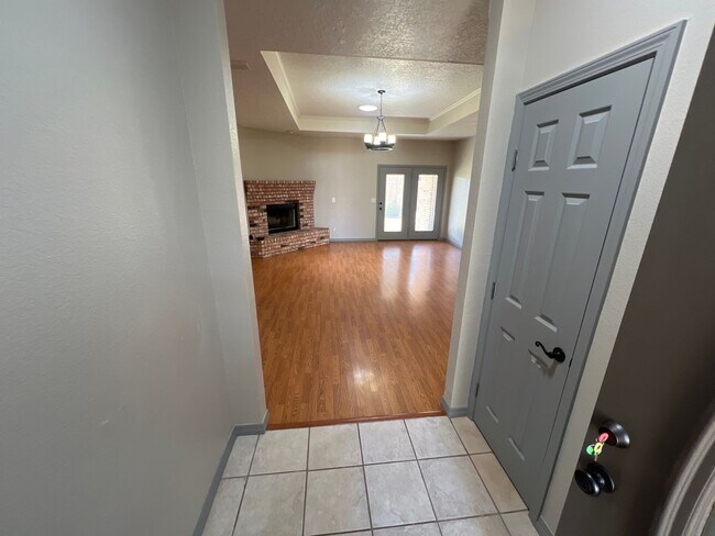 Building Photo - 3709 Benjamin Davis Dr