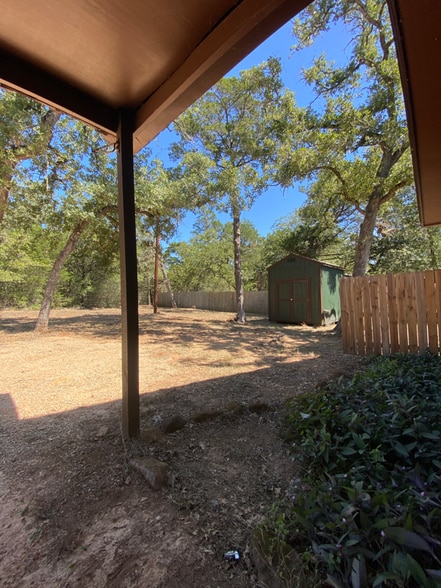 Building Photo - 175 Shawnee Dr