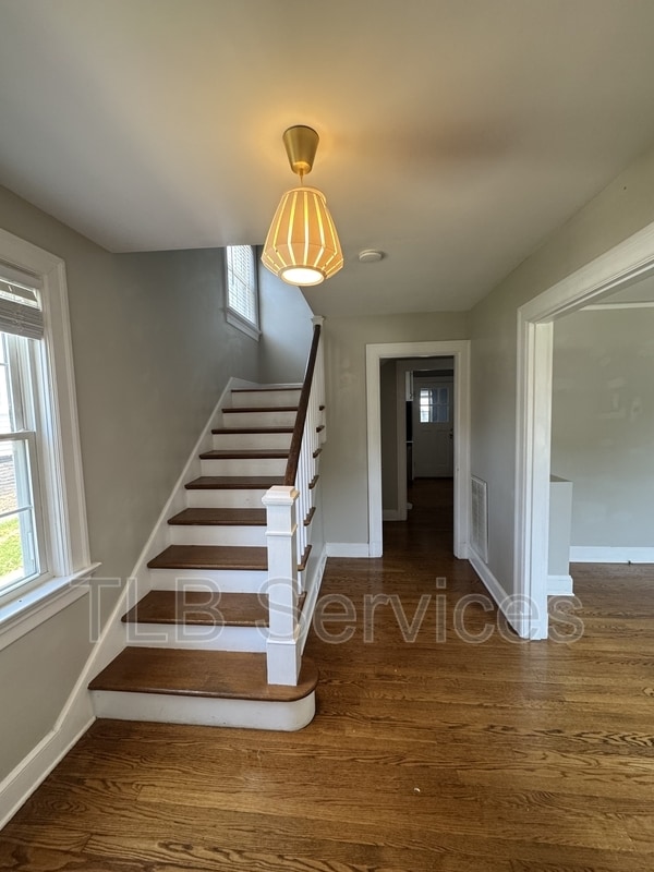 Building Photo - 310 Yeardley Ave