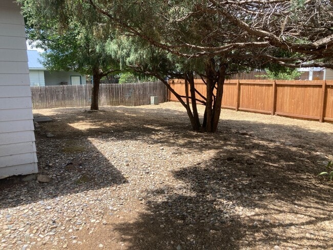 Building Photo - 179 Hermosa Cir