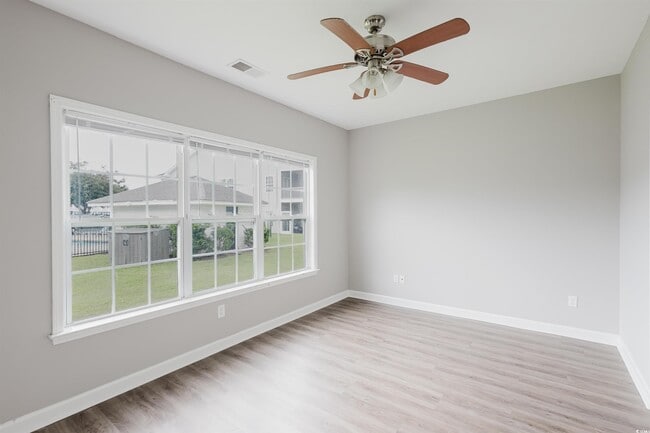 Building Photo - 171 Westhaven Dr
