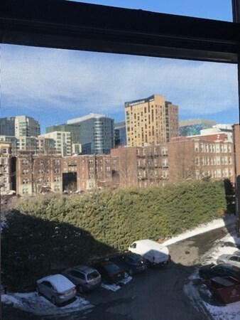 Building Photo - 131 Jersey St