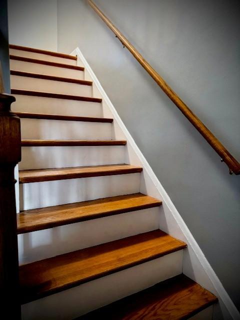 Building Photo - 8542 Pleasant Plains Rd