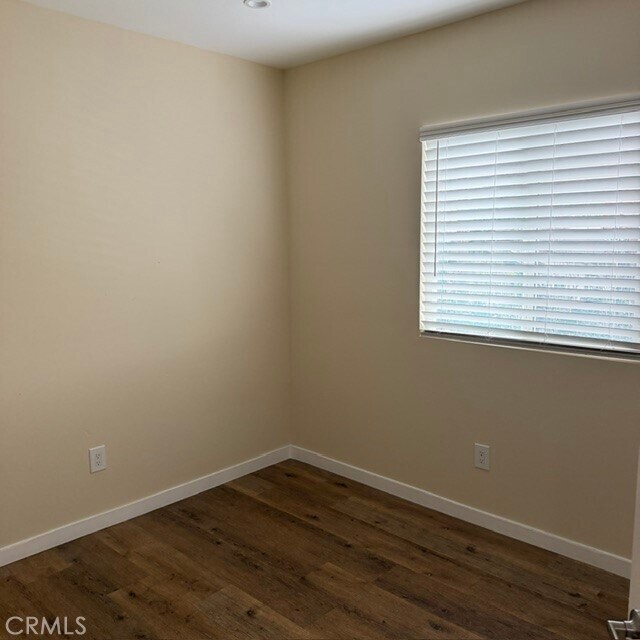 Building Photo - 5867 Towne Ave