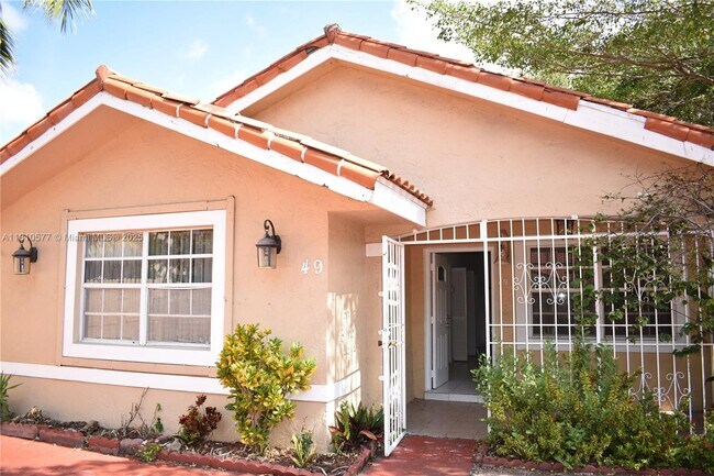 Primary Photo - 49 NW 35th St