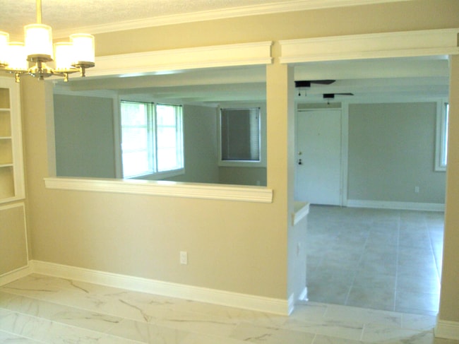 Building Photo - 2490 Harrison Ave