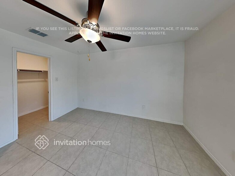 Building Photo - 3019 Wallace Wls Ct