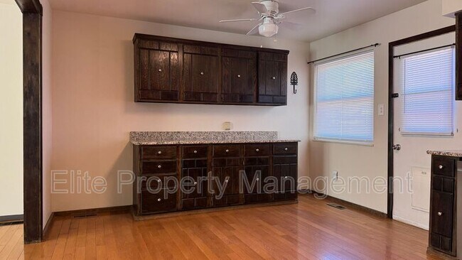 Building Photo - 21 Grissom Pl