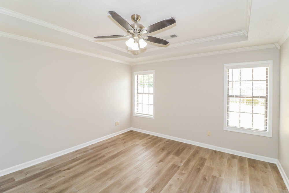 Building Photo - 8607 Sunnyvale St N