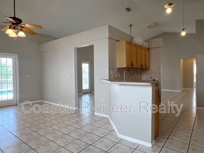 Building Photo - 1310 Lakehurst Way