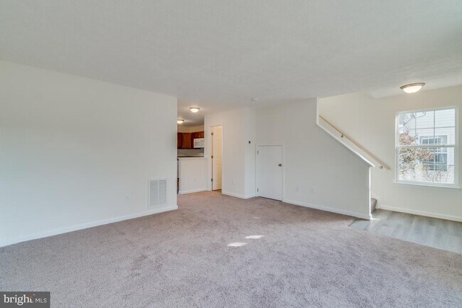 Building Photo - 2926 Sorrell Ct