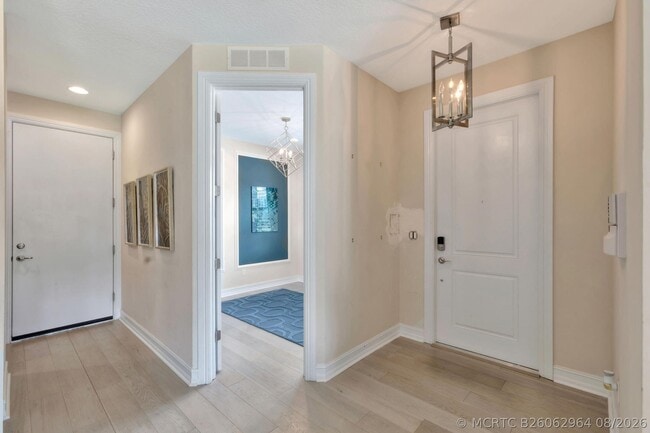 Building Photo - 11900 Cypress Key Way