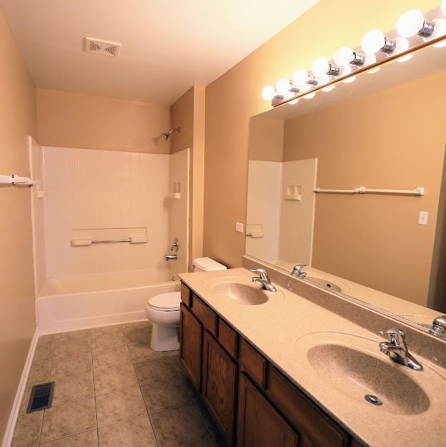 Building Photo - 771 S Sienna Dr