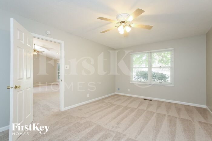 Building Photo - 8548 Appleby Ln