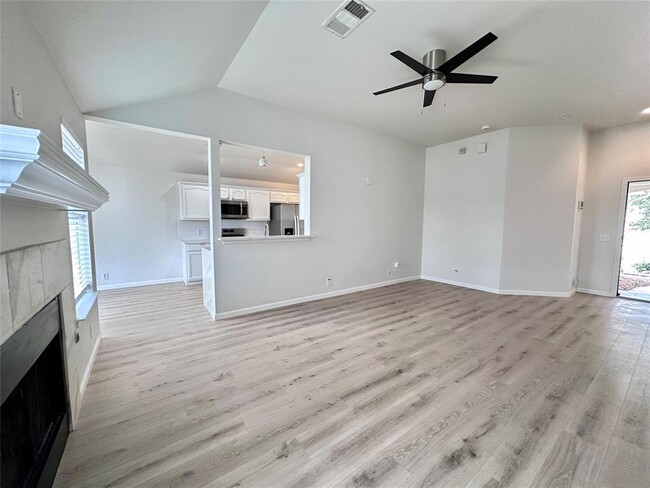 Building Photo - 360 Atlantis