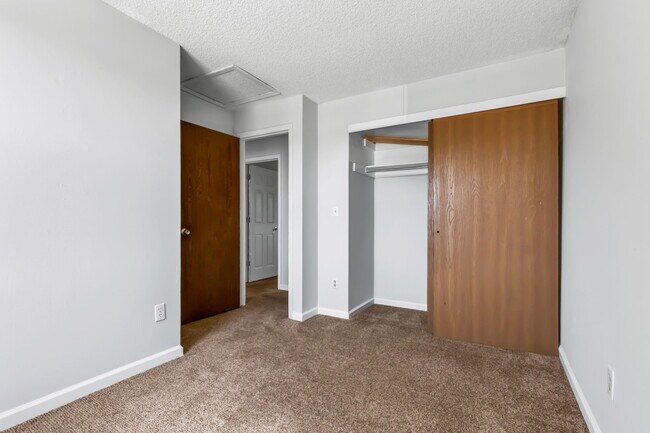 Building Photo - 4803 Dearborn St