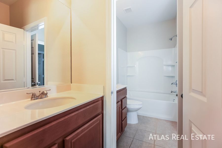 Building Photo - 9263 Moonlight Nest Ln