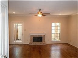 Building Photo - 712 Augusta Dr
