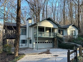 Building Photo - Beautiful Home off Timothy Available