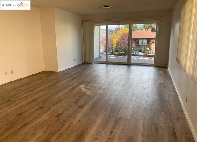 Building Photo - 708 Solano Ave