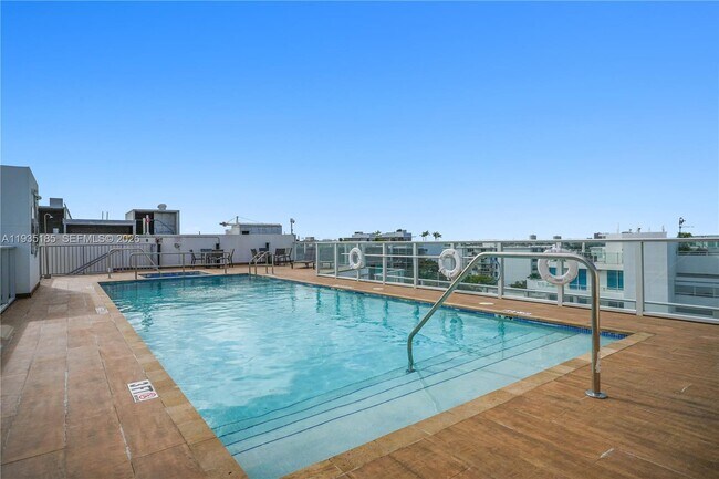 Building Photo - 1150 101st St