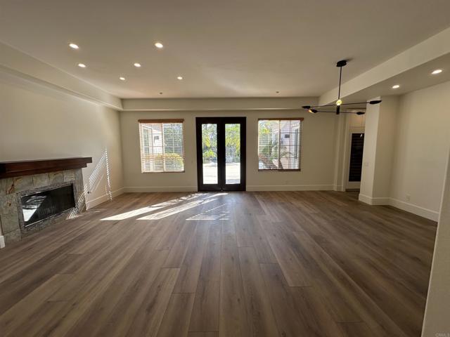 Building Photo - 845 Stratford Dr