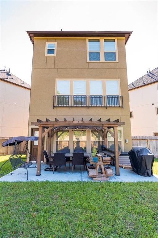 Building Photo - 9926 Spring Shadows Park Cir