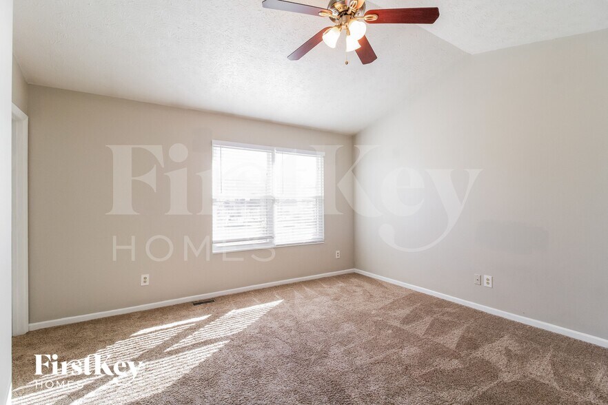 Building Photo - 2214 Harmony Ct