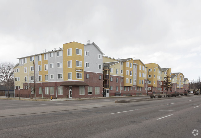 Primary Photo - 1601 Colorado Apartments
