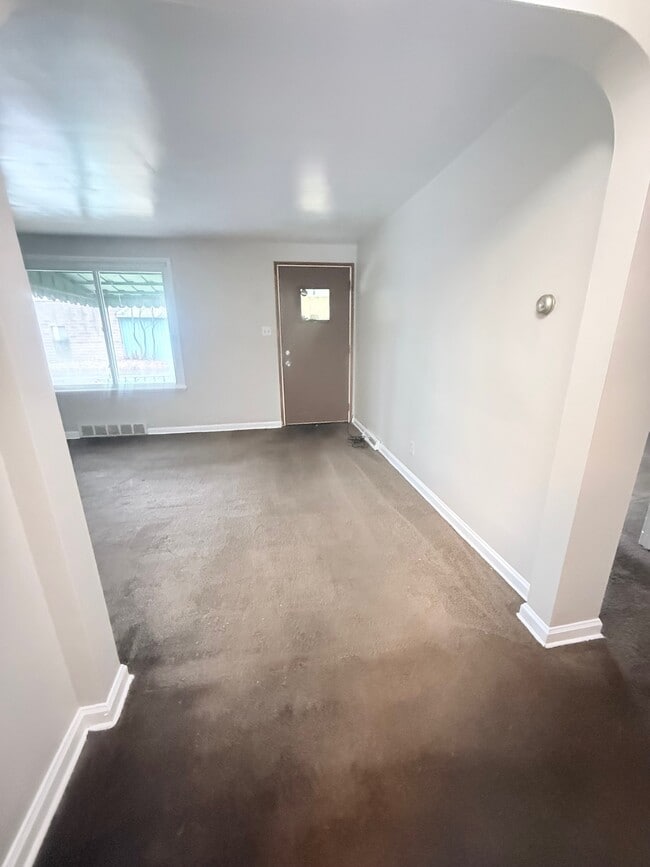 Building Photo - 3626 Dudley Ave