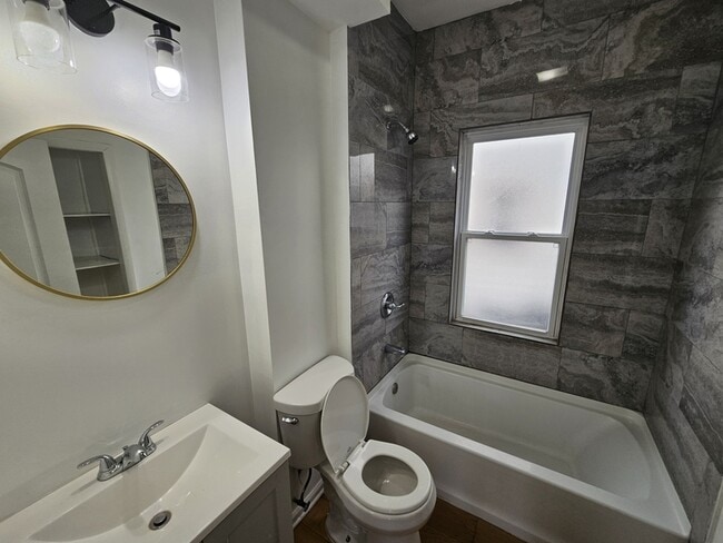 Building Photo - 9208 Pierpont Ave