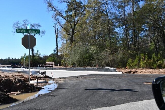 Building Photo - 9732 Grosbeak Ln